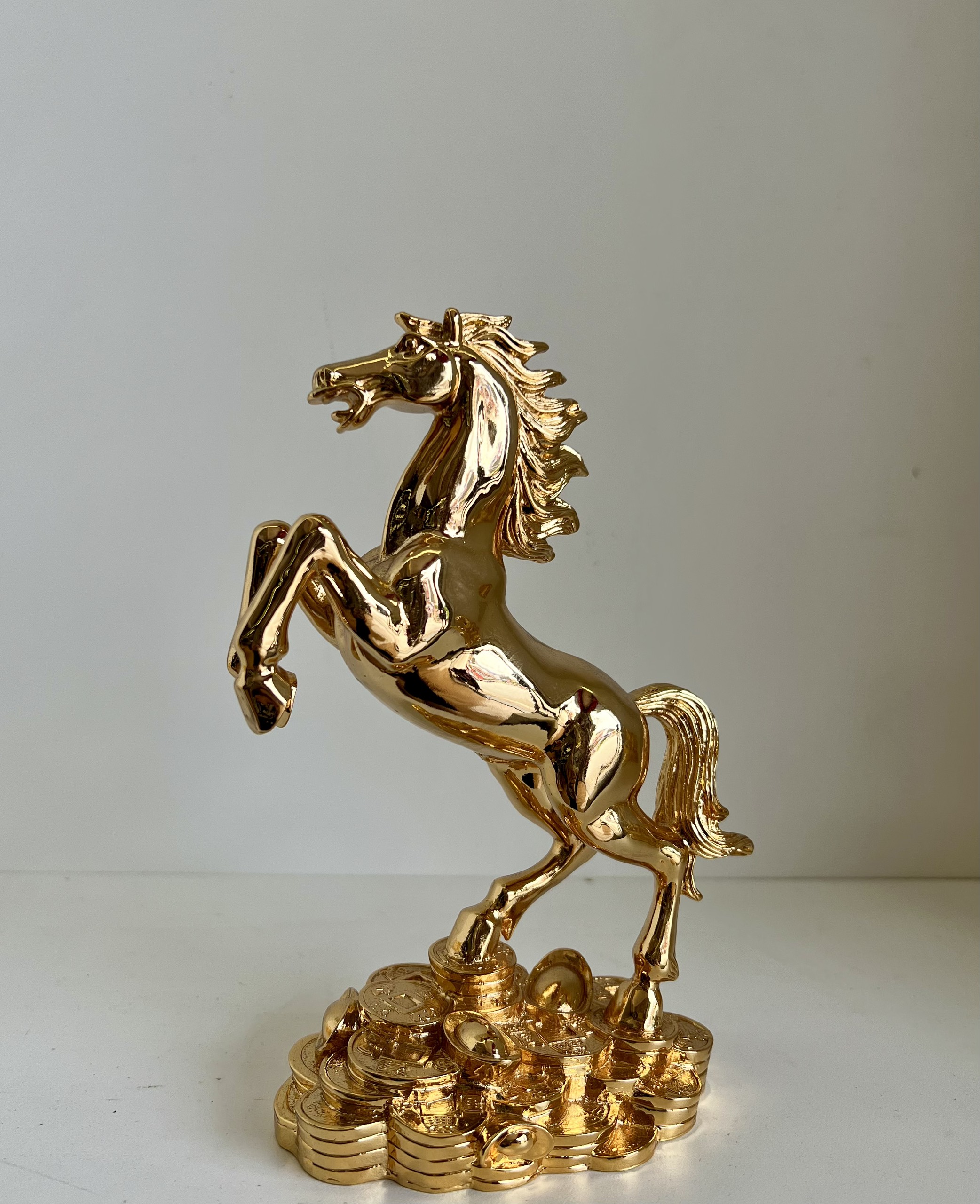 Tượng ngựa đồng mạ bạc mạ vàng 24k